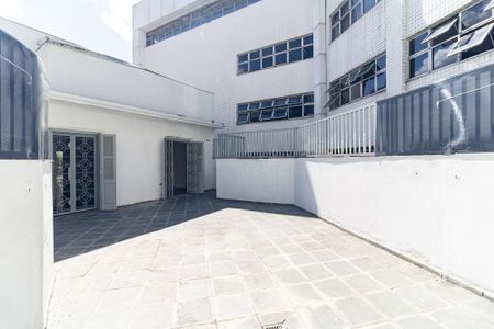 Casa à venda com 340m², 4 quartos e 4 vagas Casa à venda com 340m², 4 quartos e 4 vagasTerraço do Quarto 3