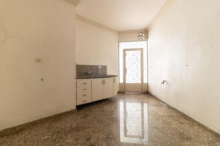Casa à venda com 340m², 4 quartos e 4 vagas Casa à venda com 340m², 4 quartos e 4 vagasCozinha
