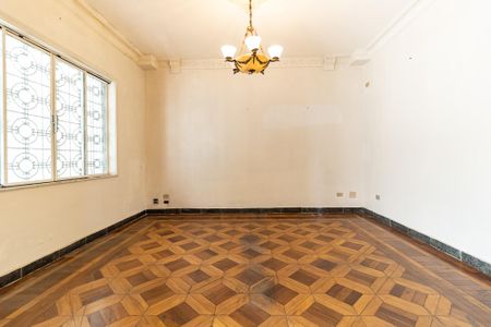 Casa à venda com 340m², 4 quartos e 4 vagas Casa à venda com 340m², 4 quartos e 4 vagasSala 3