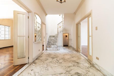 Casa à venda com 340m², 4 quartos e 4 vagas Casa à venda com 340m², 4 quartos e 4 vagasSala 3