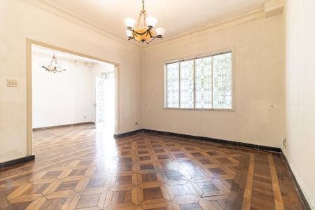 Casa à venda com 340m², 4 quartos e 4 vagas Casa à venda com 340m², 4 quartos e 4 vagasSala 3