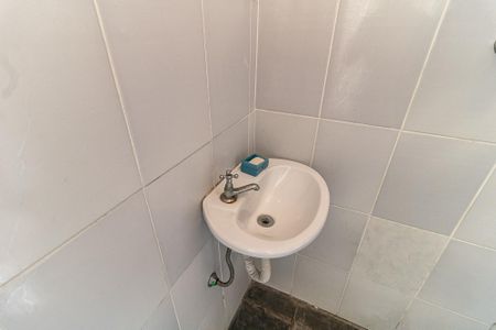 Casa à venda com 340m², 4 quartos e 4 vagas Casa à venda com 340m², 4 quartos e 4 vagasBanheiro de Serviço