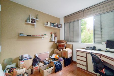 Apartamento à venda com 110m², 3 quartos e 1 vagaQuarto 2