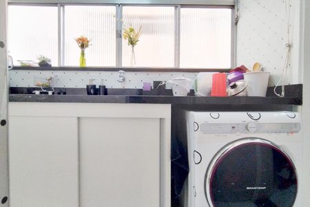 Apartamento à venda com 110m², 3 quartos e 1 vagaÁrea de Serviço