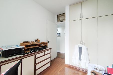 Apartamento à venda com 110m², 3 quartos e 1 vagaQuarto 2