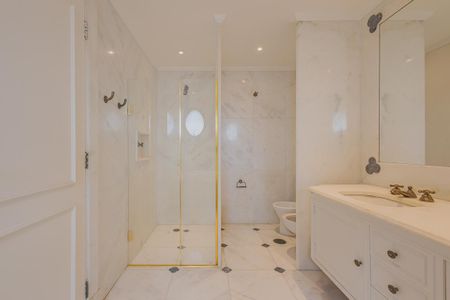 Apartamento para alugar com 400m², 3 quartos e 5 vagasBanheiro da Suíte 3