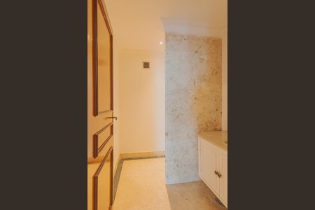 Apartamento para alugar com 400m², 3 quartos e 5 vagasLavabo