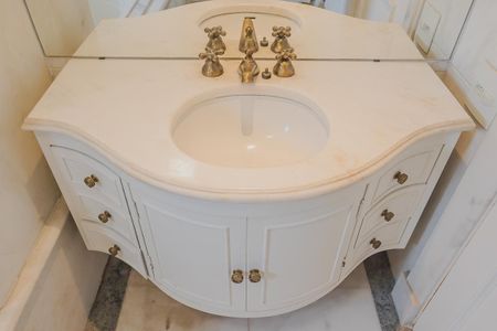 Apartamento para alugar com 400m², 3 quartos e 5 vagasBanheiro da Suíte 2