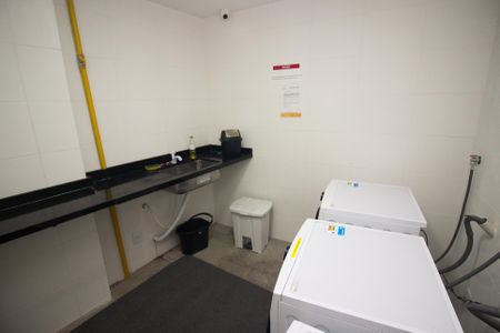 Apartamento à venda com 60m², 1 quarto e 1 vagaÁrea comum 