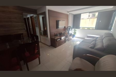 Apartamento à venda com 101m², 3 quartos e 2 vagasSala