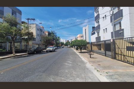 Apartamento à venda com 101m², 3 quartos e 2 vagasVista de Rua