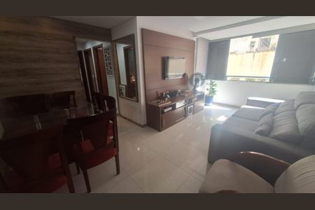 Apartamento à venda com 101m², 3 quartos e 2 vagasSala
