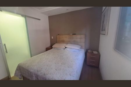 Apartamento à venda com 101m², 3 quartos e 2 vagasQuarto de casal