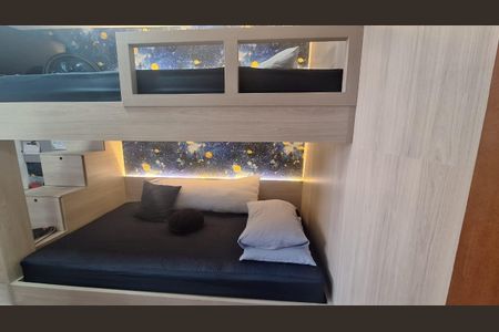 Apartamento à venda com 101m², 3 quartos e 2 vagasSegundo quarto