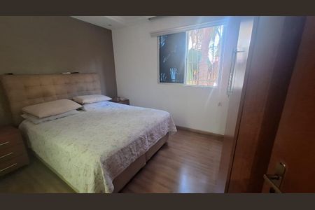 Apartamento à venda com 101m², 3 quartos e 2 vagasQuarto de casal