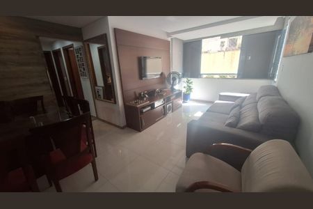 Apartamento à venda com 101m², 3 quartos e 2 vagasSala