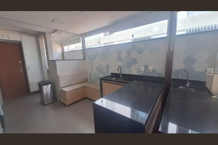 Apartamento à venda com 101m², 3 quartos e 2 vagasárea privativa coberta