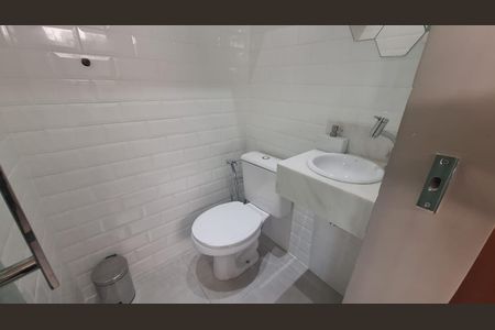 Apartamento à venda com 101m², 3 quartos e 2 vagasBanheiro da área privativa