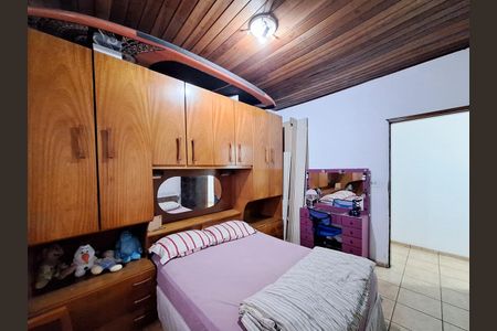 Casa à venda com 202m², 3 quartos e 3 vagasQuarto 3