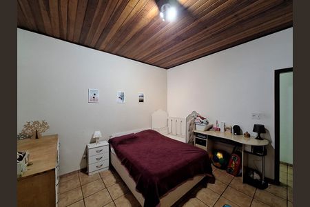 Casa à venda com 202m², 3 quartos e 3 vagasQuarto 2