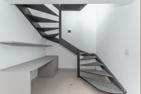 Studio à venda com 60m², 1 quarto e sem vaga Studio à venda com 60m², 1 quarto e sem vagaStudio - Home Office