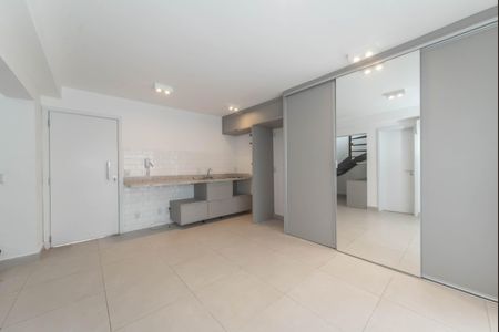 Studio à venda com 60m², 1 quarto e sem vaga Studio à venda com 60m², 1 quarto e sem vagaStudio