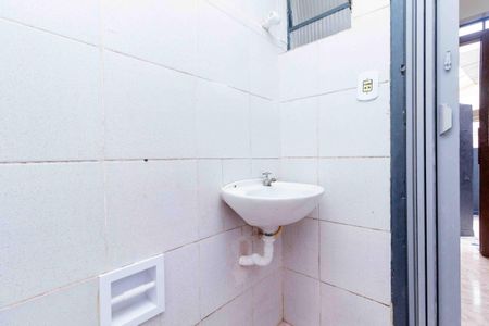 Casa à venda com 60m², 1 quarto e sem vagaBanheiro