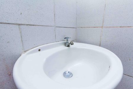 Casa à venda com 60m², 1 quarto e sem vagaBanheiro