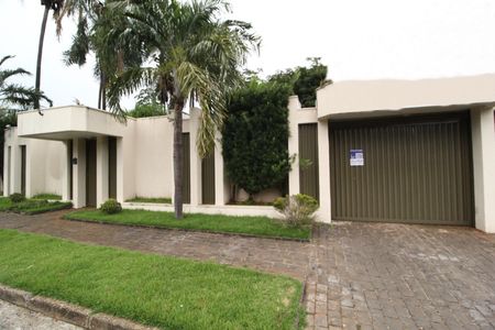 Casa para alugar com 600m², 7 quartos e 5 vagasFachada