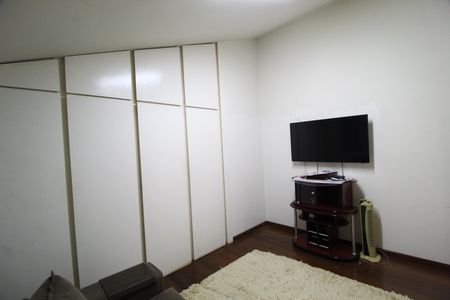 Casa para alugar com 600m², 7 quartos e 5 vagasQuarto 5