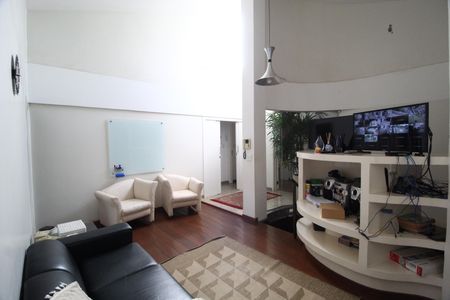 Casa para alugar com 600m², 7 quartos e 5 vagasSala