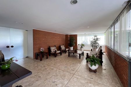 Apartamento à venda com 87m², 2 quartos e 1 vagaHall de entrada