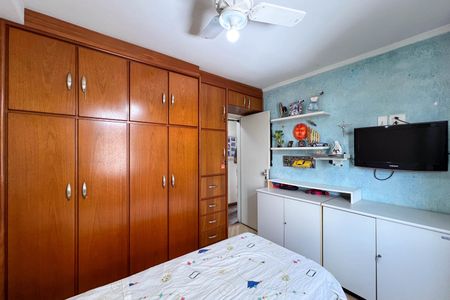 Apartamento à venda com 87m², 2 quartos e 1 vagaQuarto 2