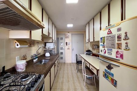 Apartamento à venda com 87m², 2 quartos e 1 vagaCozinha
