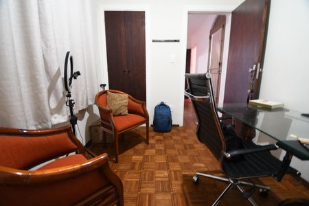 Casa para alugar com 177m², 3 quartos e 4 vagasEscritório