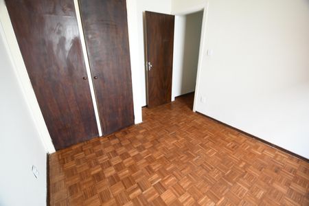 Casa para alugar com 177m², 3 quartos e 4 vagasQuarto 2