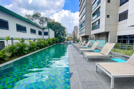 Studio à venda com 25m², 1 quarto e sem vagaÁrea comum - Piscina