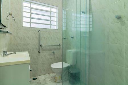 Casa à venda com 158m², 2 quartos e 2 vagas Casa à venda com 158m², 2 quartos e 2 vagasBanheiro 2