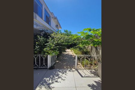 Casa para alugar com 700m², 2 quartos e 3 vagasQuintal