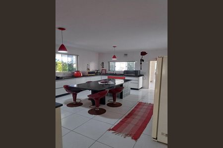 Casa para alugar com 700m², 2 quartos e 3 vagasCozinha