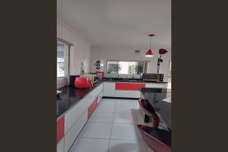 Casa para alugar com 700m², 2 quartos e 3 vagasCozinha