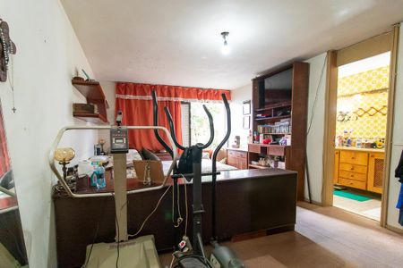 Casa para alugar com 350m², 3 quartos e 9 vagasSuíte