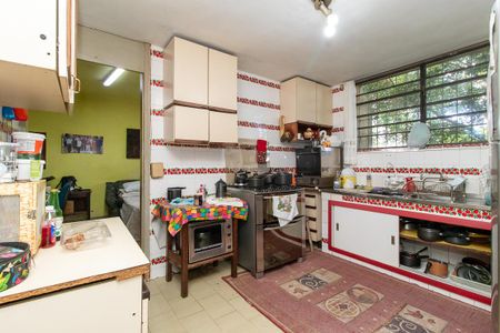 Casa para alugar com 350m², 3 quartos e 9 vagasCozinha - Armários