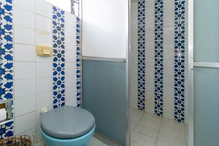 Casa para alugar com 350m², 3 quartos e 9 vagasBanheiro Social 2