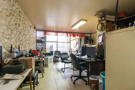 Casa para alugar com 350m², 3 quartos e 9 vagasEscritório 2