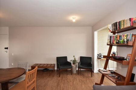 Apartamento à venda com 64m², 2 quartos e 1 vagaSala