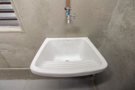 Casa para alugar com 60m², 1 quarto e sem vagaÁrea de Serviço 