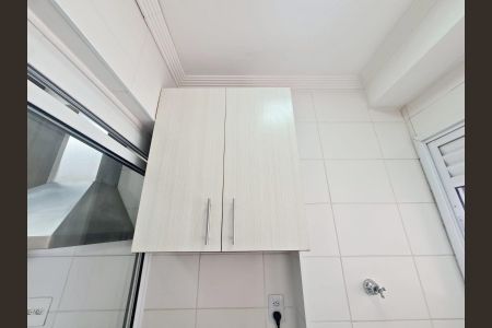 Apartamento para alugar com 64m², 3 quartos e 1 vagaÁrea de Serviço