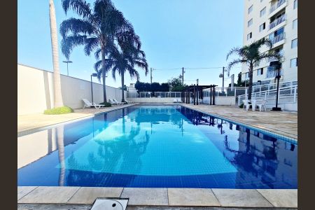 Apartamento para alugar com 64m², 3 quartos e 1 vagaÁrea comum - Piscina