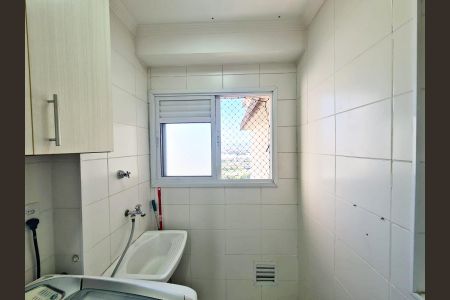 Apartamento para alugar com 64m², 3 quartos e 1 vagaÁrea de Serviço